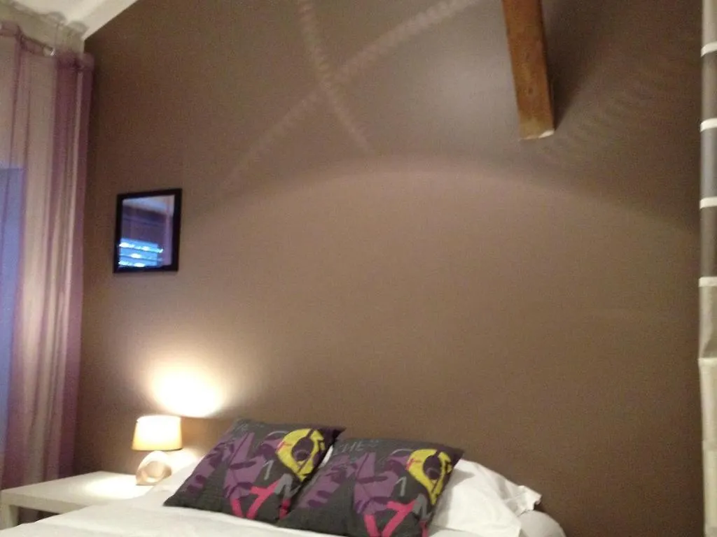 Demeure & Dependance - Chambres D'Hotes Depuis 2012 Tassin-la-Demi-Lune 3*,  Frankreich