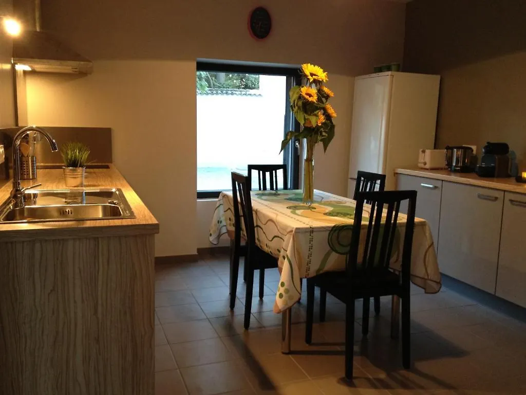 Demeure & Dependance - Chambres D'Hotes Depuis 2012 Tassin-la-Demi-Lune Frankreich