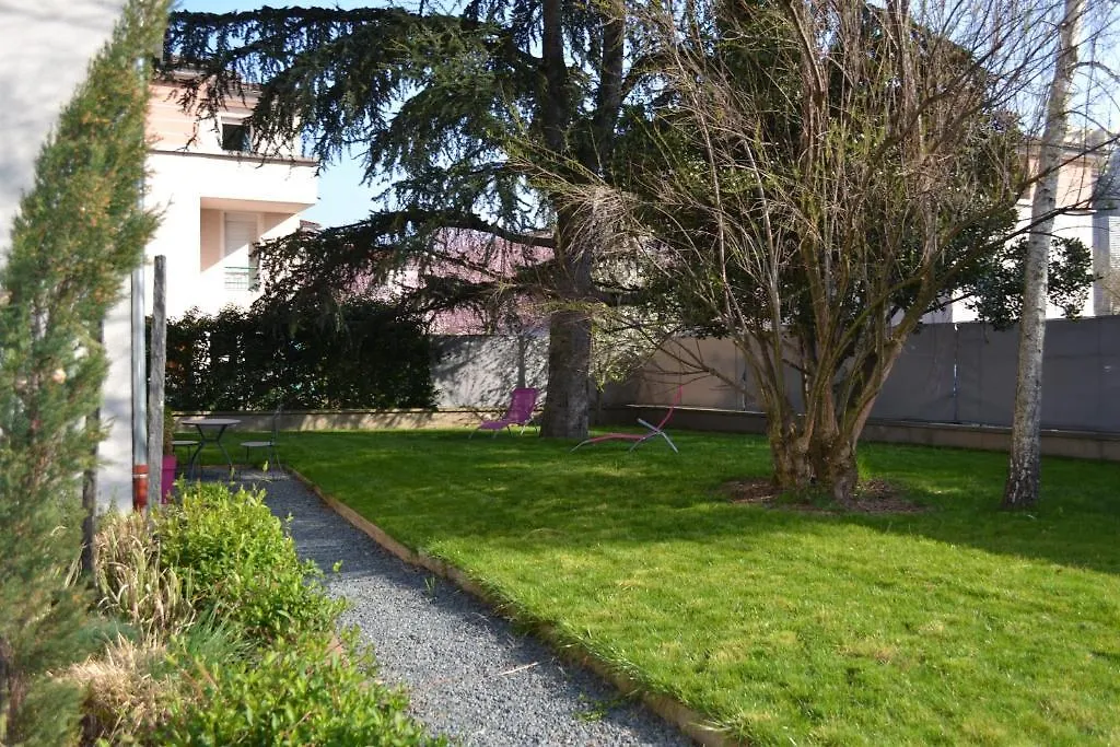 Bed & Breakfast Demeure & Dependance - Chambres D'Hotes Depuis 2012 Tassin-la-Demi-Lune
